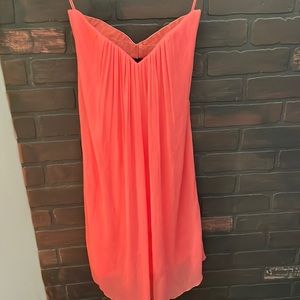 Alice and Olivia size 4 coral flowy dress